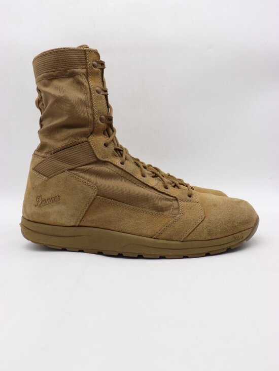 Danner Tanicus 8\